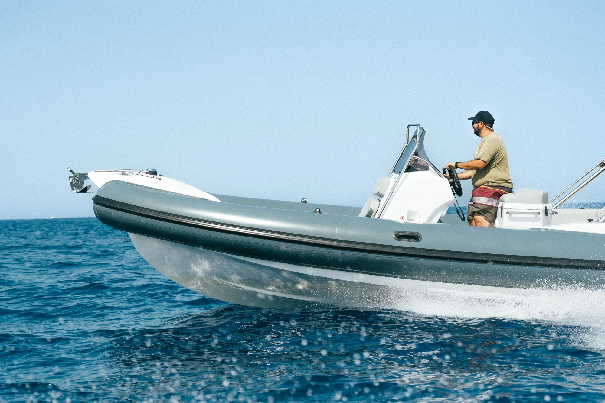 MV 27GT RIB cruising in open water off Malta